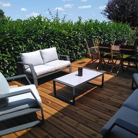 Grande Maison De Plain Pied Avec Jardin Arbore. Champignelles Exteriér fotografie